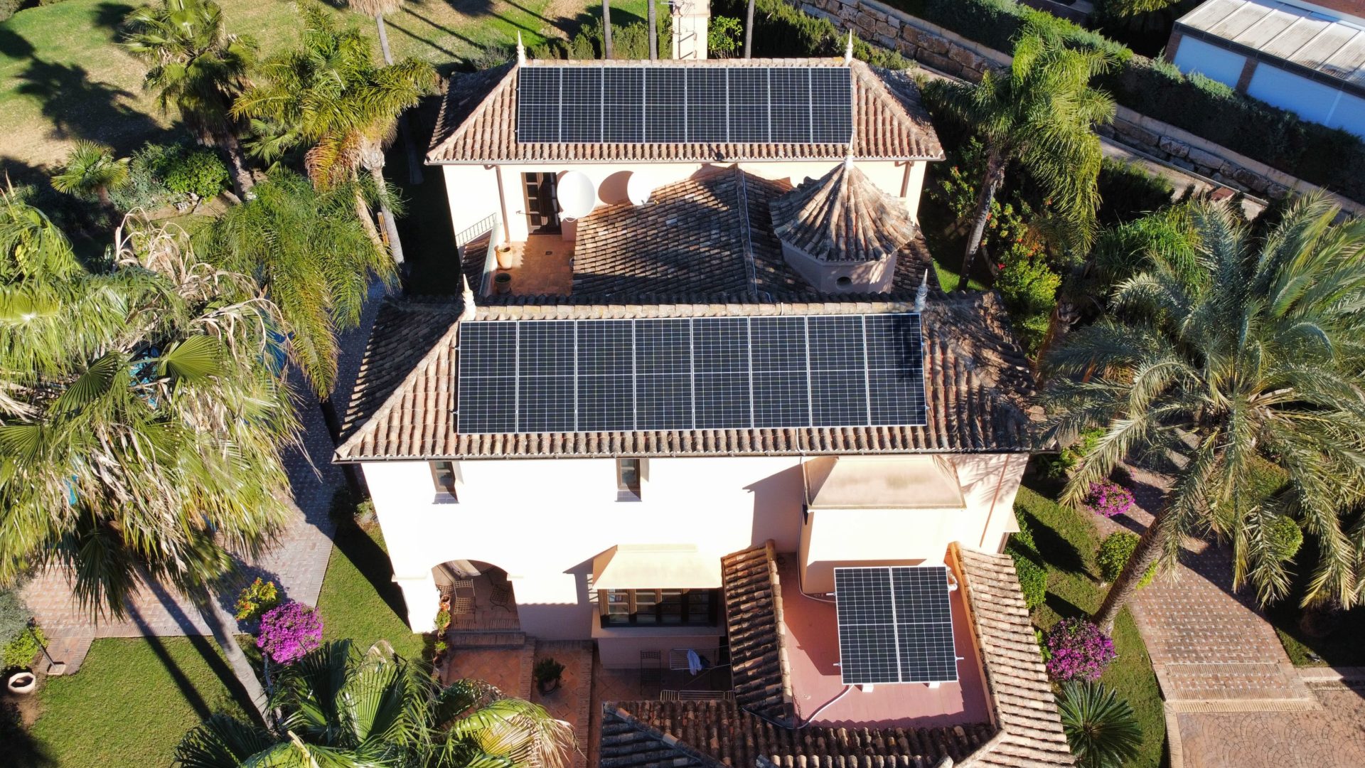 Instalacion fotovoltaica scaled